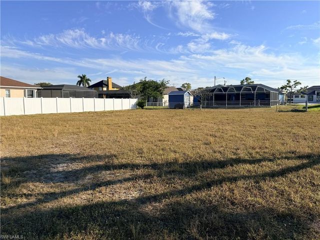 1422 SW 39th TER, Cape Coral, FL 33914