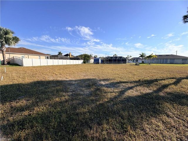 1422 SW 39th TER, Cape Coral, FL 33914