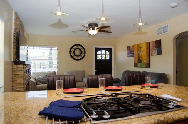 3202 N 37th Street, Phoenix, AZ 85018