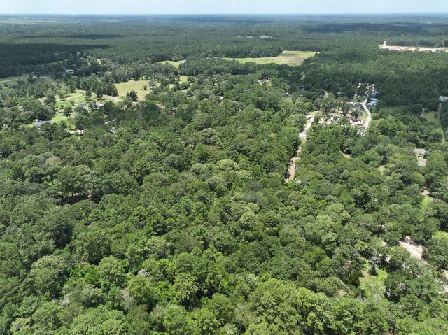 16893 Whippoorwill Road, Navasota, TX 77868