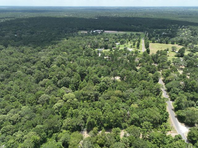 16893 Whippoorwill Road, Navasota, TX 77868