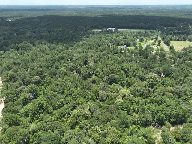 16893 Whippoorwill Road, Navasota, TX 77868