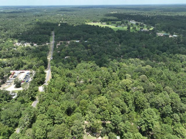 16893 Whippoorwill Road, Navasota, TX 77868