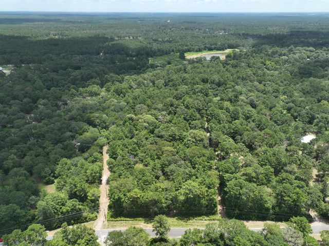16893 Whippoorwill Road, Navasota, TX 77868