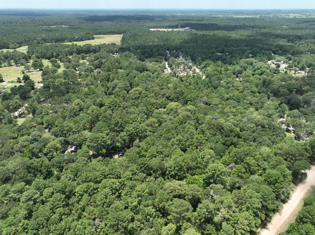 16893 Whippoorwill Road, Navasota, TX 77868