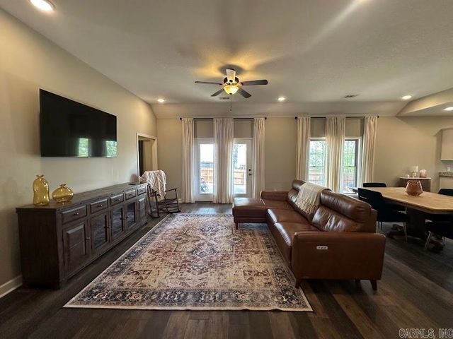 264 Prospect Farms Lane, Jonesboro, AR 72405