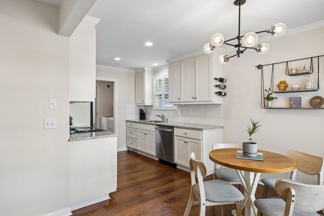 2105 18th Ave, S, Nashville, TN 37212