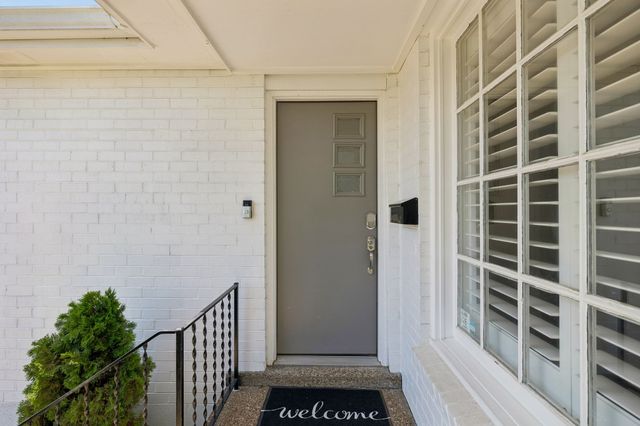 2105 18th Ave, S, Nashville, TN 37212
