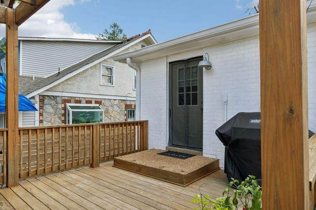 2105 18th Ave, S, Nashville, TN 37212