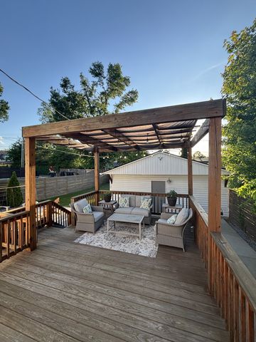 2105 18th Ave, S, Nashville, TN 37212