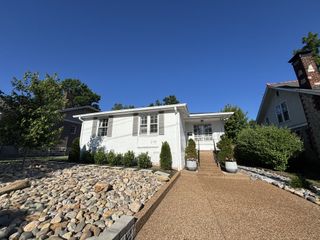 2105 18th Ave, S, Nashville, TN 37212