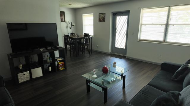 326 Chatham P 326, West Palm Beach, FL 33417