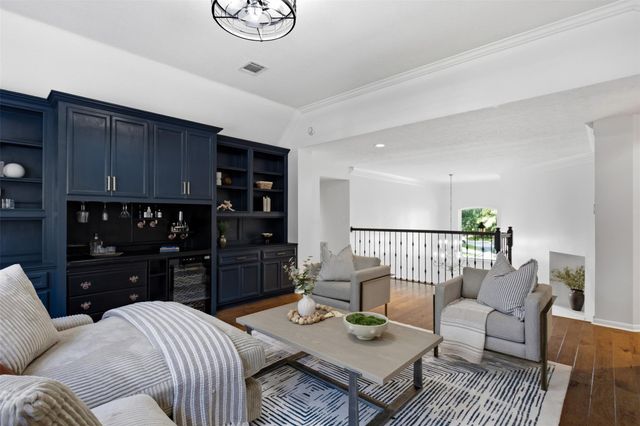14 Snowbell Place, The Woodlands, TX 77381