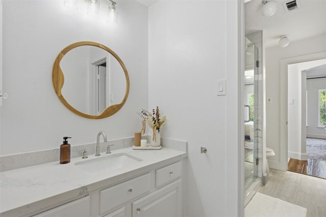14 Snowbell Place, The Woodlands, TX 77381