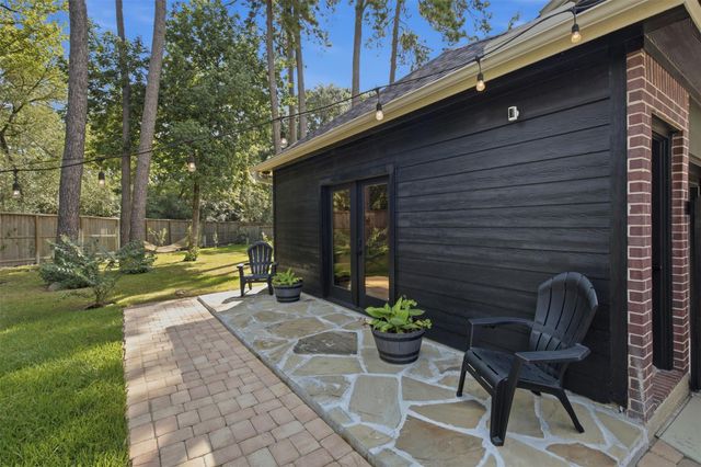 14 Snowbell Place, The Woodlands, TX 77381