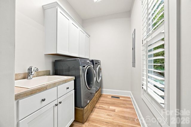 121 Brawley Harbor Place, Mooresville, NC 28117