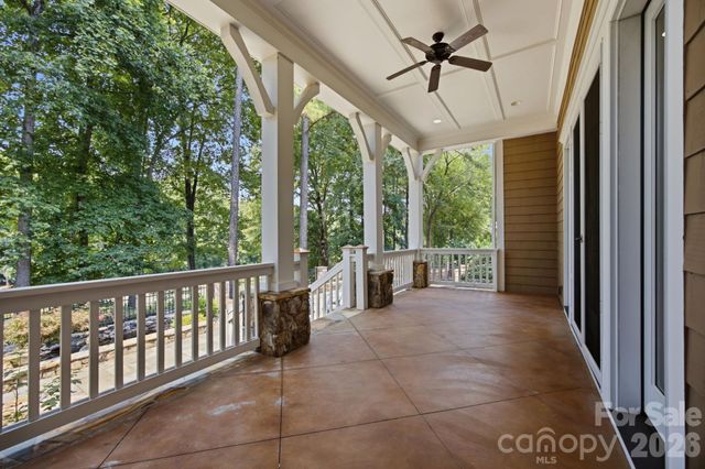 121 Brawley Harbor Place, Mooresville, NC 28117