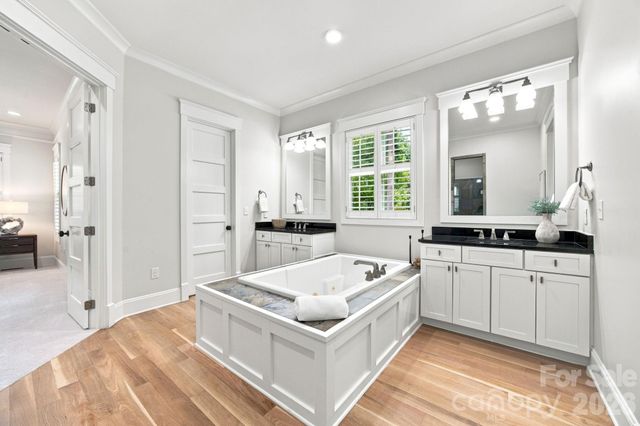 121 Brawley Harbor Place, Mooresville, NC 28117