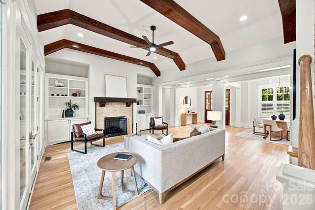 121 Brawley Harbor Place, Mooresville, NC 28117