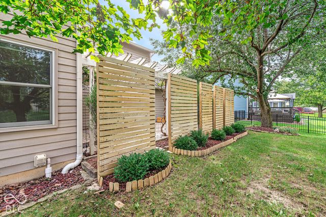 8340 Harrison Parkway, Fishers, IN 46038