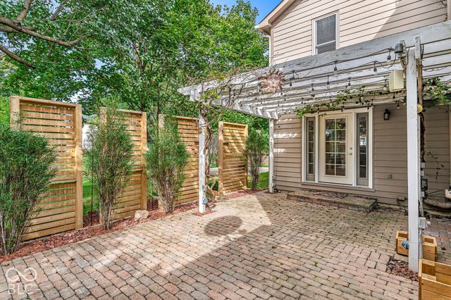 8340 Harrison Parkway, Fishers, IN 46038
