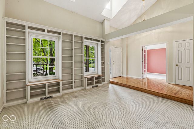8340 Harrison Parkway, Fishers, IN 46038