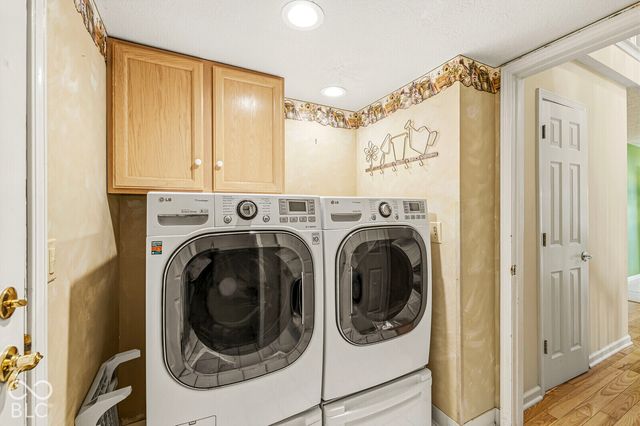8340 Harrison Parkway, Fishers, IN 46038