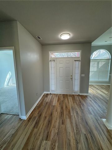 314 Center Drive, Lowell, AR 72745