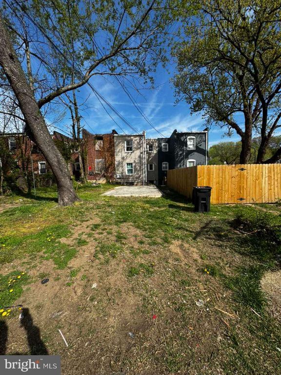 Image 19 of property listing at 4203 AUDREY AVE, Brooklyn, MD 21225