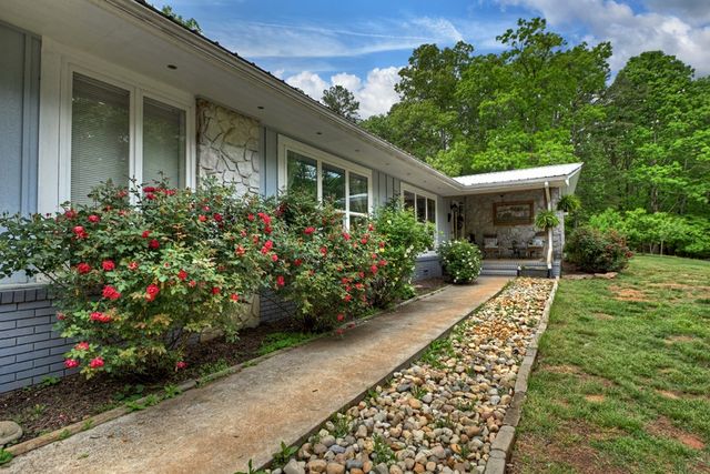 5568 Hwy 382, Ellijay, GA 30540