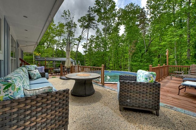 5568 Hwy 382, Ellijay, GA 30540