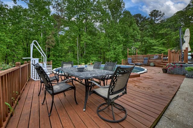5568 Hwy 382, Ellijay, GA 30540