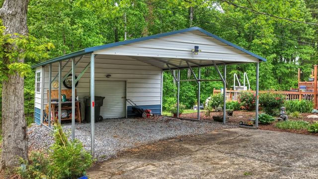 5568 Hwy 382, Ellijay, GA 30540