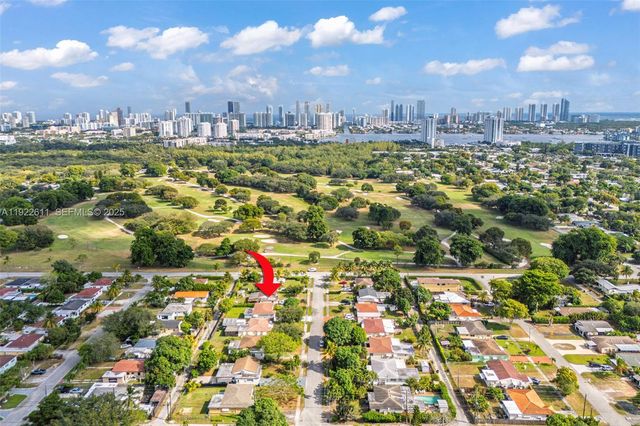 1979 NE 176th St, North Miami Beach, FL 33162