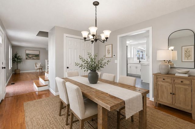 51 Macdonald Drive, Nashua, NH 03062