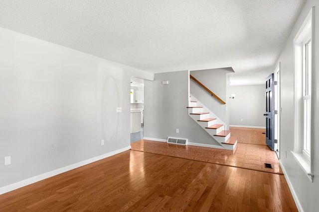 51 Macdonald Drive, Nashua, NH 03062