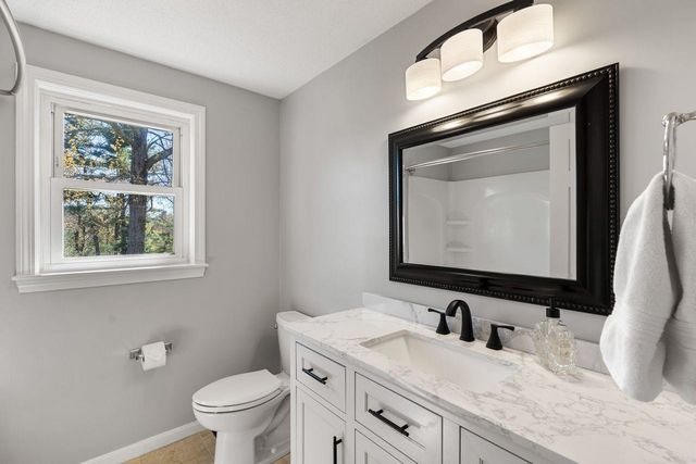 51 Macdonald Drive, Nashua, NH 03062