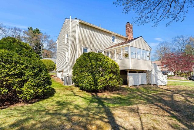 51 Macdonald Drive, Nashua, NH 03062