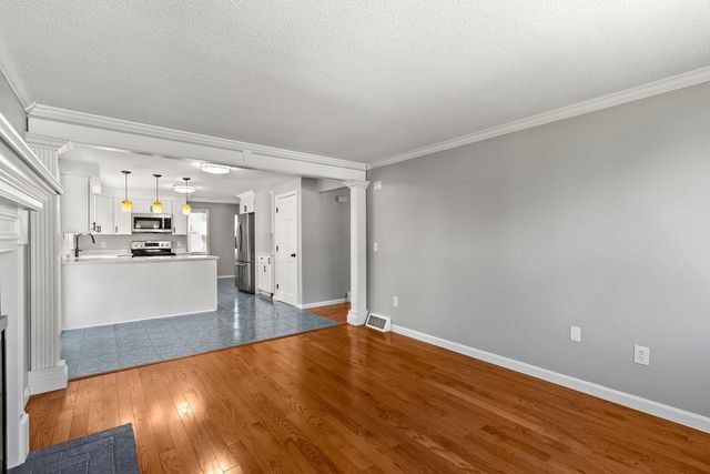 51 Macdonald Drive, Nashua, NH 03062