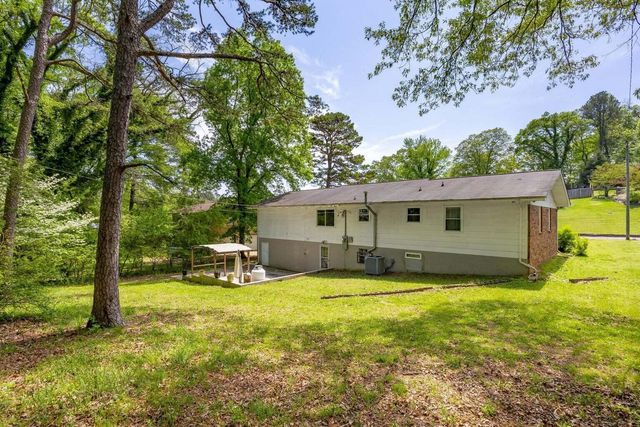2314 Green Forest Lane, Chattanooga, TN 37406