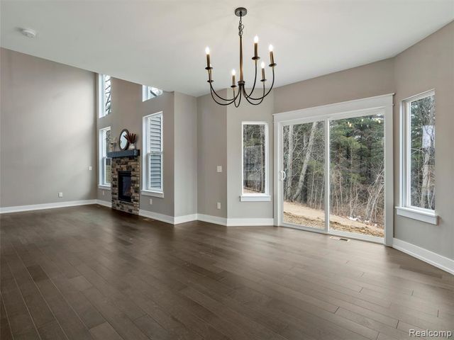 7670 Parshallville Road, Hartland, MI 48430