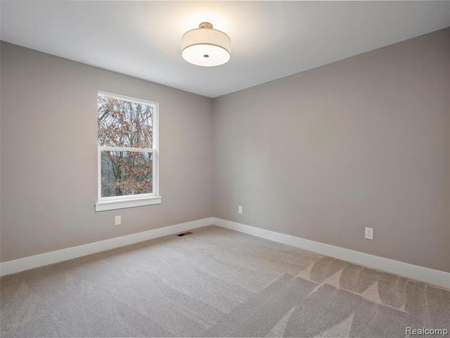 7670 Parshallville Road, Hartland, MI 48430