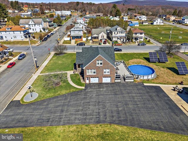 635 COAL ST, Lehighton, PA 18235