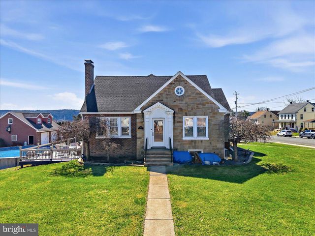 635 COAL ST, Lehighton, PA 18235