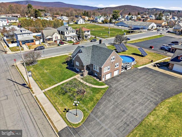 635 COAL ST, Lehighton, PA 18235