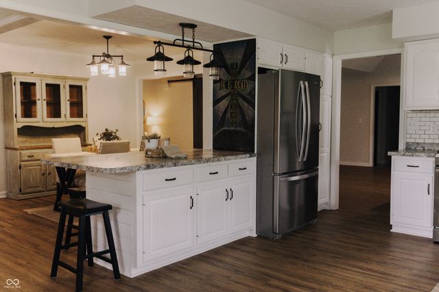 1285 S 1100 E, Zionsville, IN 46077