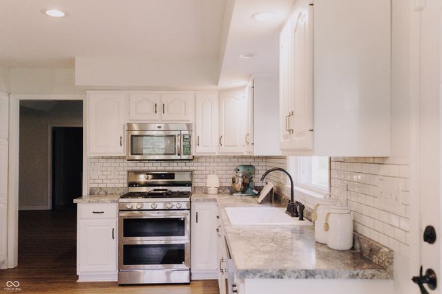 1285 S 1100 E, Zionsville, IN 46077