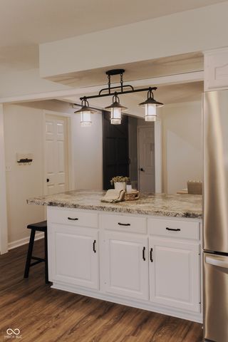 1285 S 1100 E, Zionsville, IN 46077