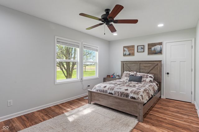 1285 S 1100 E, Zionsville, IN 46077