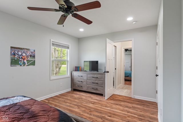 1285 S 1100 E, Zionsville, IN 46077